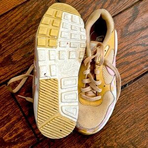 Big girls NIKE tennis